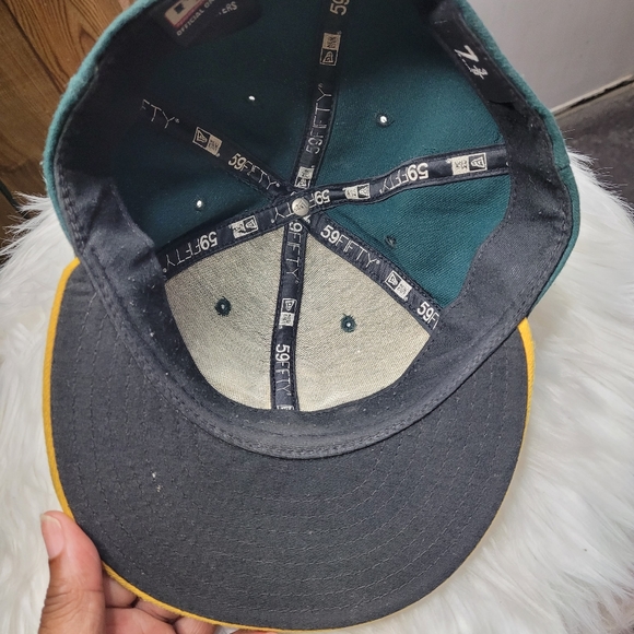 Authentic new Era A's baseball cap - Picture 3 of 5